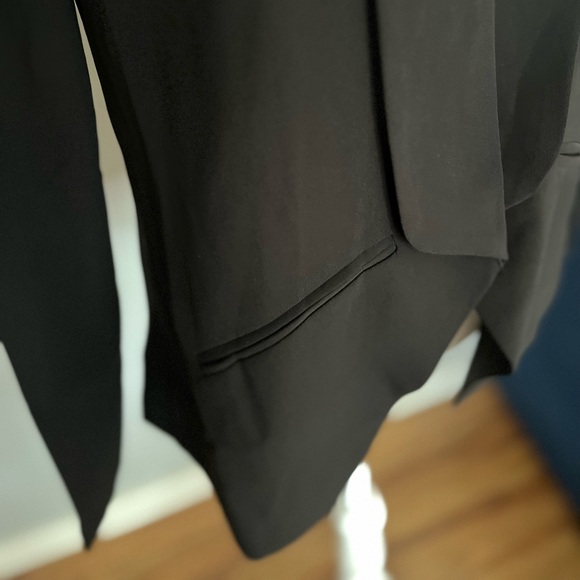 Lulu’s | NWT black blazer - Picture 6 of 6